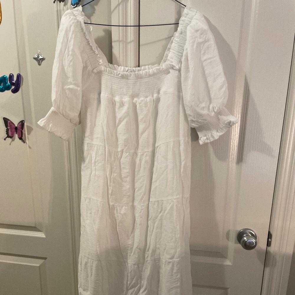 White maxi dress